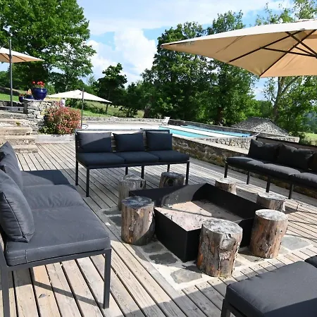 Corps De Ferme Renove Avec Piscine Et Terrasses Paisibles, A 1h30 De Lyon - Fr-1-582-396 B&B Saint-Etienne-Lardeyrol