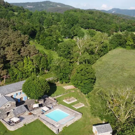 Corps De Ferme Renove Avec Piscine Et Terrasses Paisibles, A 1h30 De Lyon - Fr-1-582-396 *